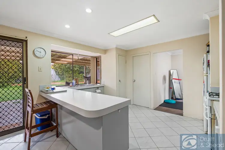 Fifth view of Homely house listing, 5 Chiverton Place, Beldon WA 6027