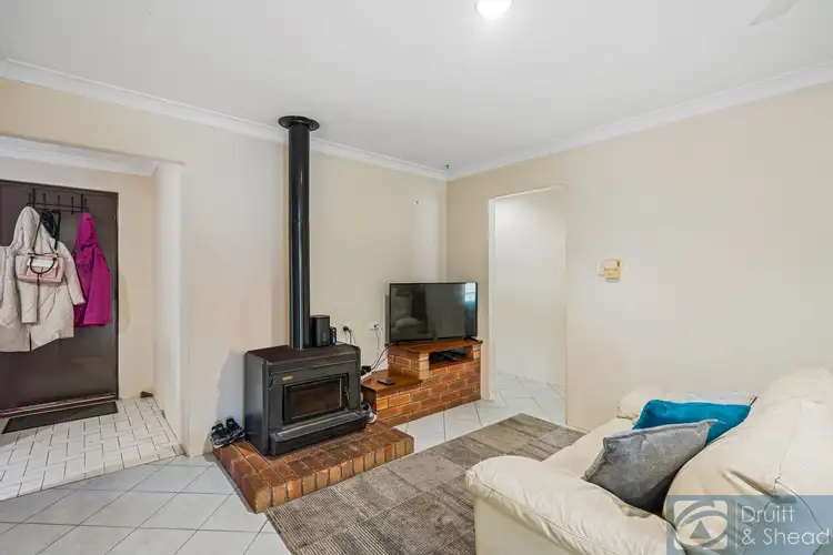 Seventh view of Homely house listing, 5 Chiverton Place, Beldon WA 6027