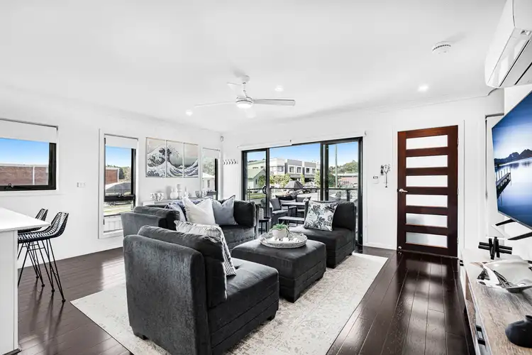 Second view of Homely house listing, 1 Drayton Terrace, Wynnum QLD 4178