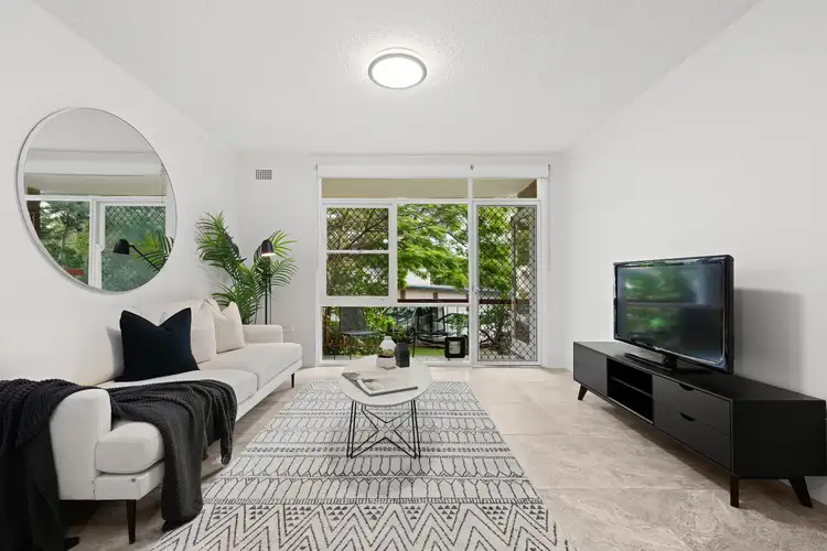 2/19B Riverside Crescent, Marrickville NSW 2204