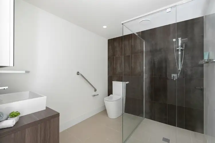 Sixth view of Homely apartment listing, 25/2 Henshall Way, Macquarie ACT 2614