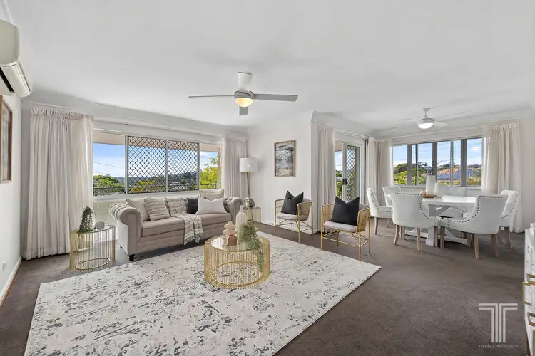 38 Lorinya Street, Mansfield QLD 4122