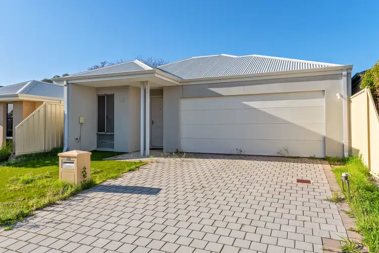 40 Cedar Way, Maddington WA 6109
