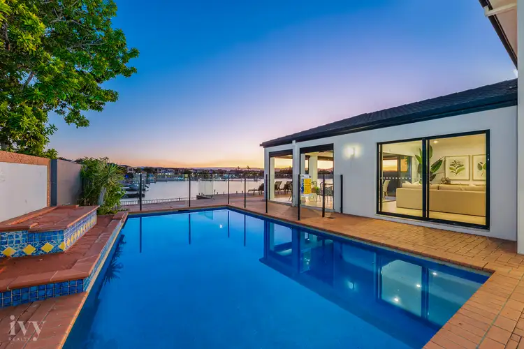 4 Sabrina Avenue, Helensvale QLD 4212