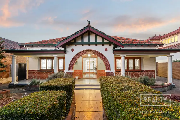 10 Elstree Avenue, Menora WA 6050