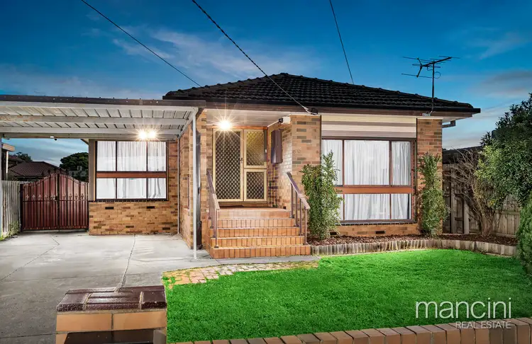 38 Hook Street, Altona Meadows VIC 3028