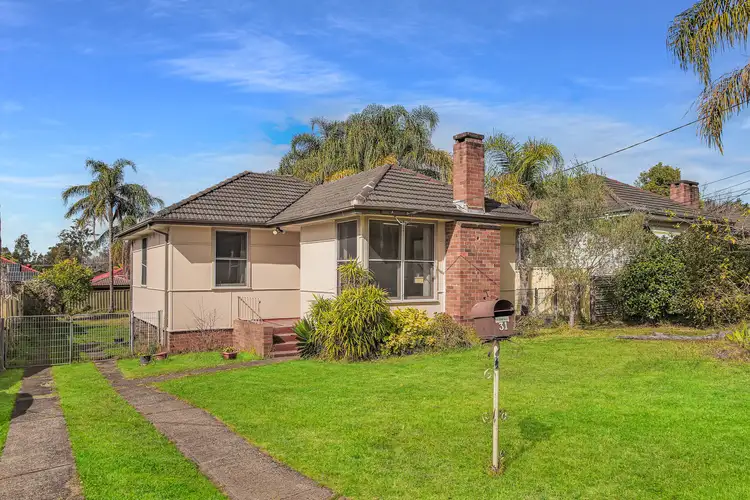 31 Fyall Avenue, Wentworthville NSW 2145