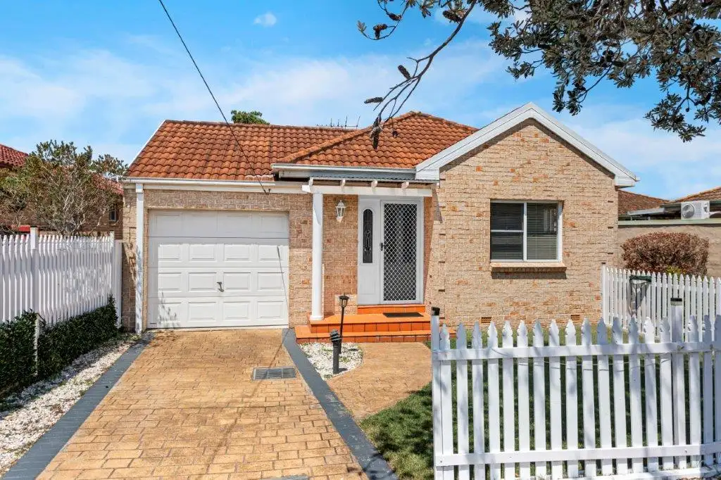 Main view of Homely villa listing, 1/19 Horbury Street, Sans Souci NSW 2219