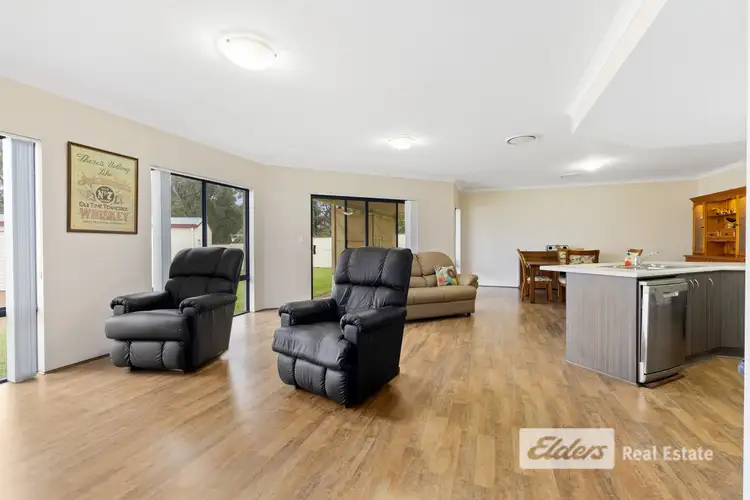 Fifth view of Homely house listing, 23 Robinia Rise, Collie WA 6225