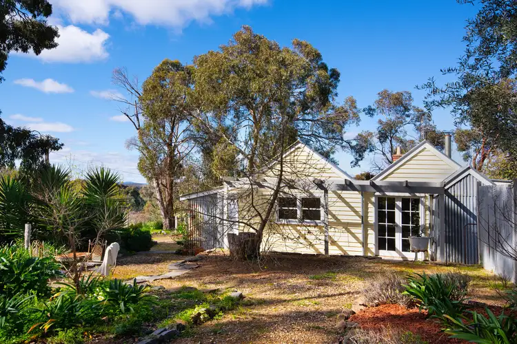 7-9 Lisle Gully Road, Maldon VIC 3463