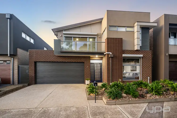 7 Lorimer Street, Caroline Springs VIC 3023