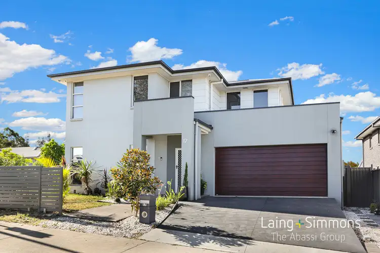 17 Jardine Way, Jordan Springs NSW 2747