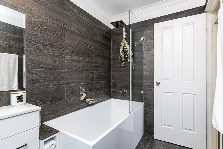 Sixth view of Homely house listing, 8 Dampier Street, Dalyellup WA 6230