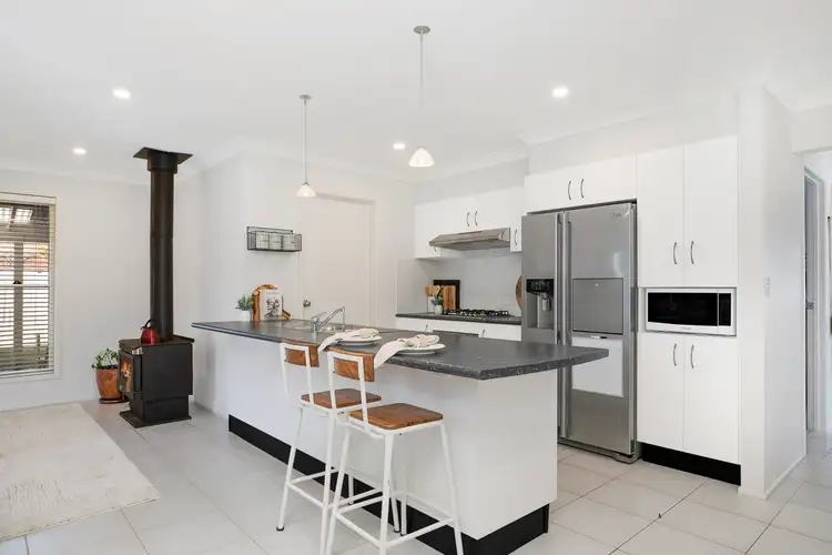 Fifth view of Homely house listing, 8 Eloura Lane, Moss Vale NSW 2577