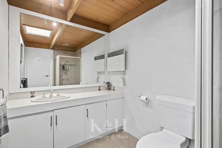 Fourth view of Homely house listing, 5 Erinvale Close, Gisborne VIC 3437