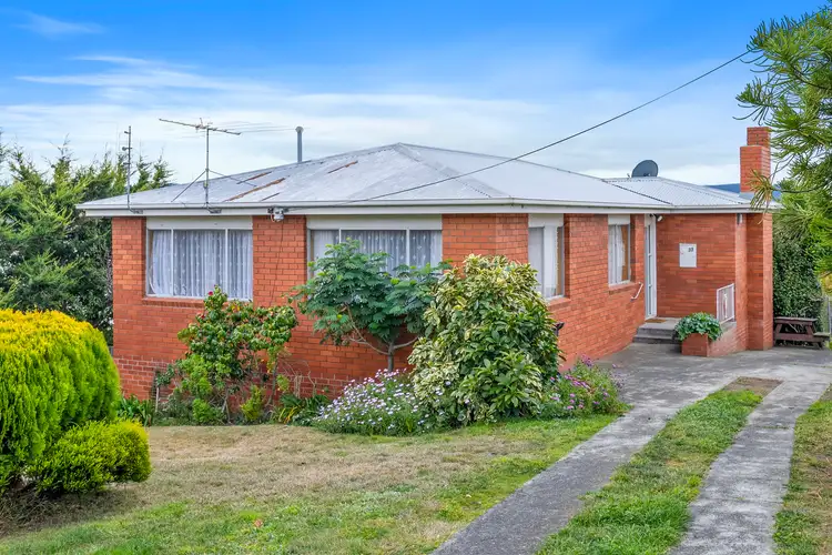 33 Midway Point Esplanade, Midway Point TAS 7171