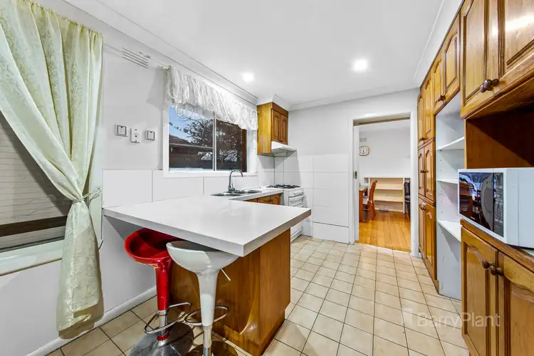 Fourth view of Homely house listing, 1 Maple Crescent, St Albans VIC 3021