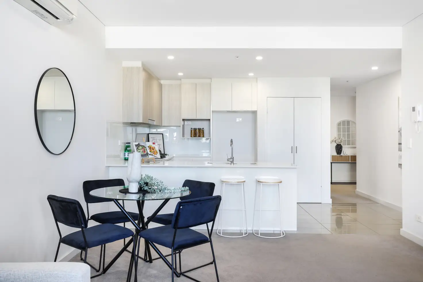 Main view of Homely unit listing, 208/14-18 Auburn Street, Wollongong NSW 2500