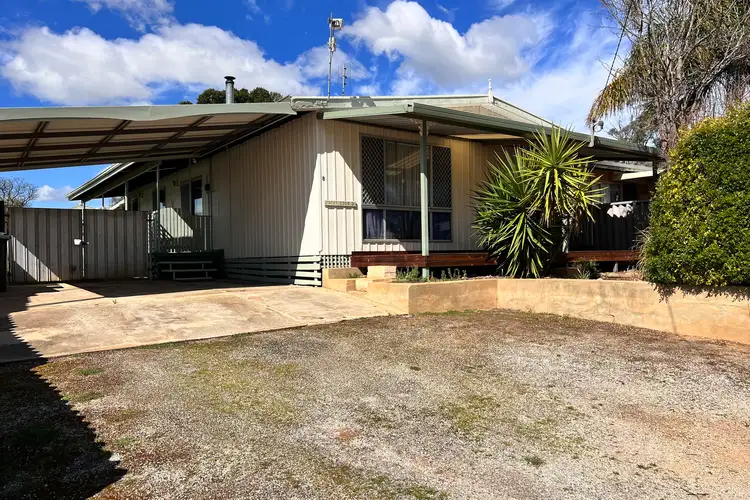 8 Henry Street, Toodyay WA 6566