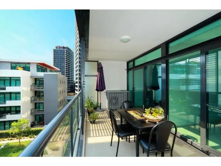 36/50 Walker Street