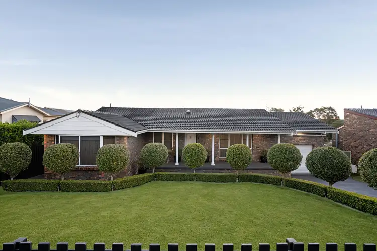 7 John Street, The Oaks NSW 2570