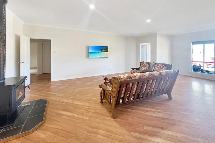 Fourth view of Homely house listing, 6 Endeavour Court, Coffin Bay SA 5607