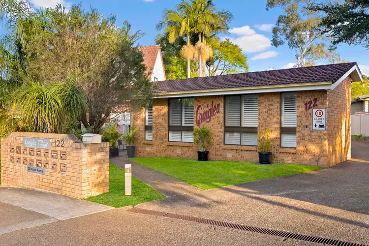 Main view of Homely villa listing, 2/122 Anzac Avenue, Engadine NSW 2233
