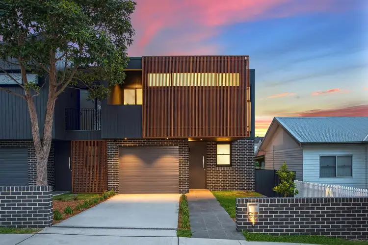 Main view of Homely semi-detached listing, 68 Macquarie Street, Chifley NSW 2036