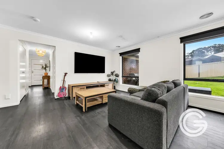 Third view of Homely house listing, 8 Valleyview Grove, Drouin VIC 3818