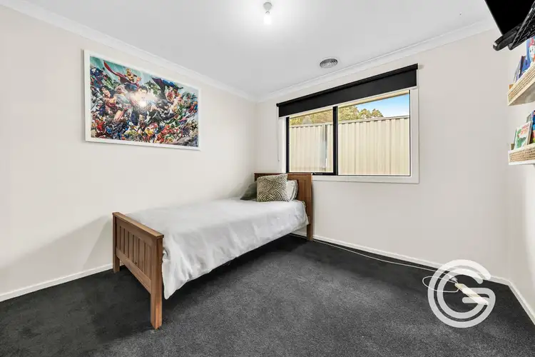 Fifth view of Homely house listing, 8 Valleyview Grove, Drouin VIC 3818