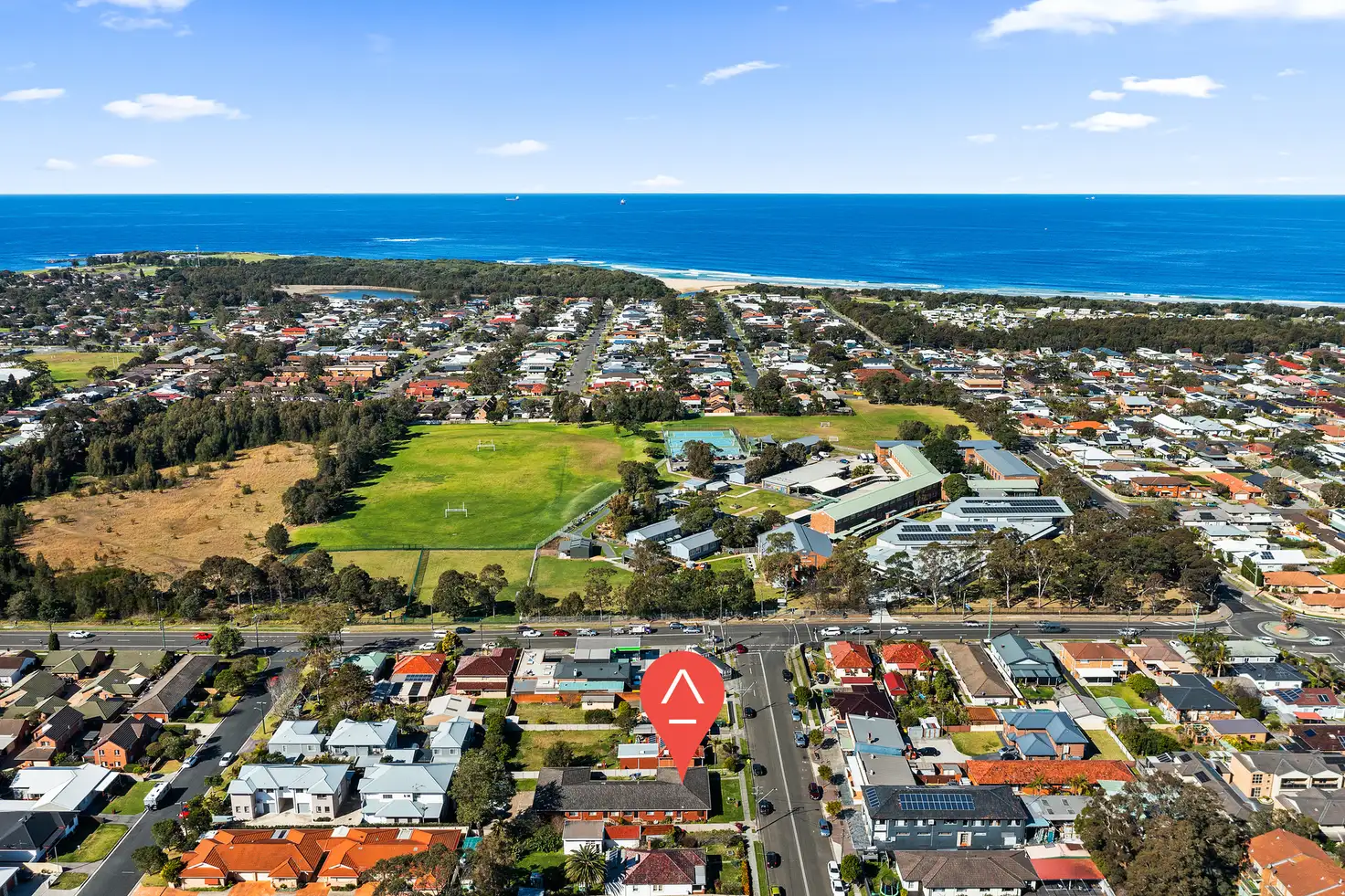 Main view of Homely unit listing, 3/10 Railway Street, East Corrimal NSW 2518