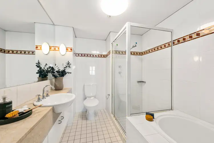 Fifth view of Homely apartment listing, 2208/2 Quay Street, Haymarket NSW 2000