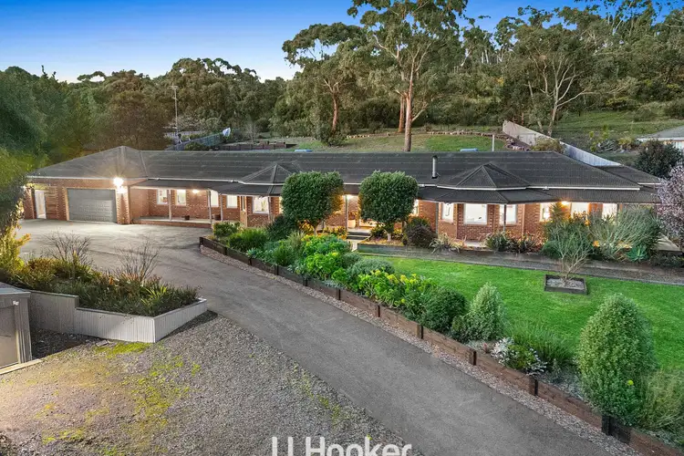 6 Greenview Close, Lysterfield South VIC 3156