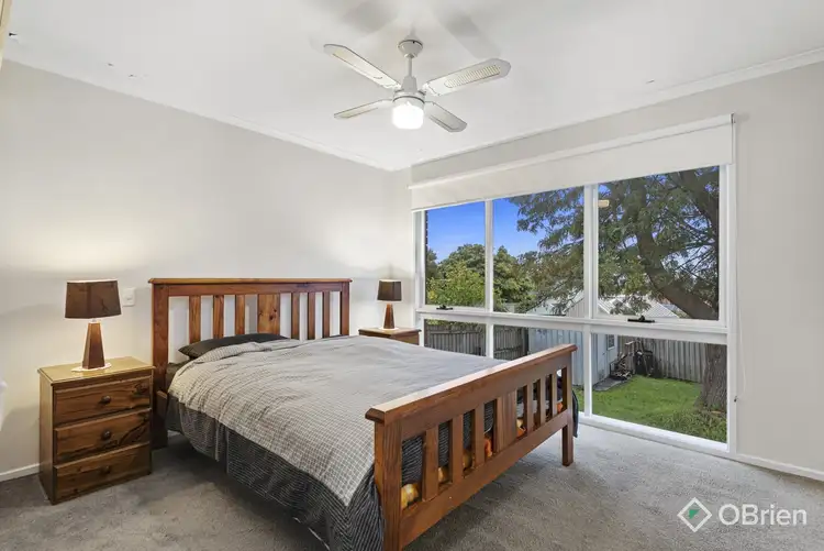 Fifth view of Homely house listing, 3 Harrow Place, Endeavour Hills VIC 3802