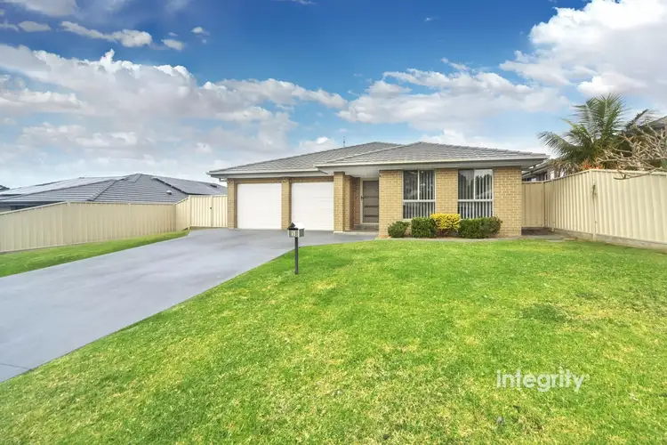 5 Caladenia Crescent, South Nowra NSW 2541