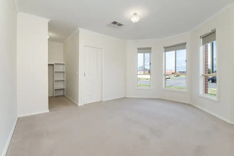 Sixth view of Homely house listing, 4 Cabernet Court, Mildura VIC 3500