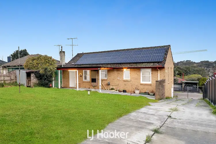 Fifth view of Homely house listing, 14 Lilly Pilly Avenue, Doveton VIC 3177