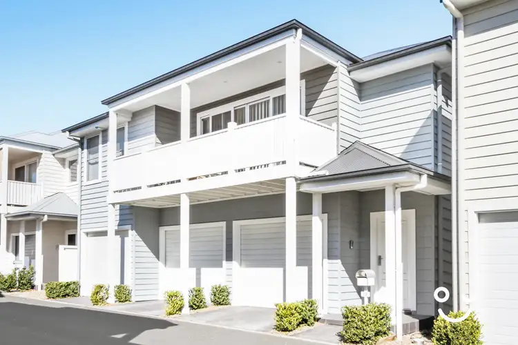 18 Woollamia Lane, Tullimbar NSW 2527