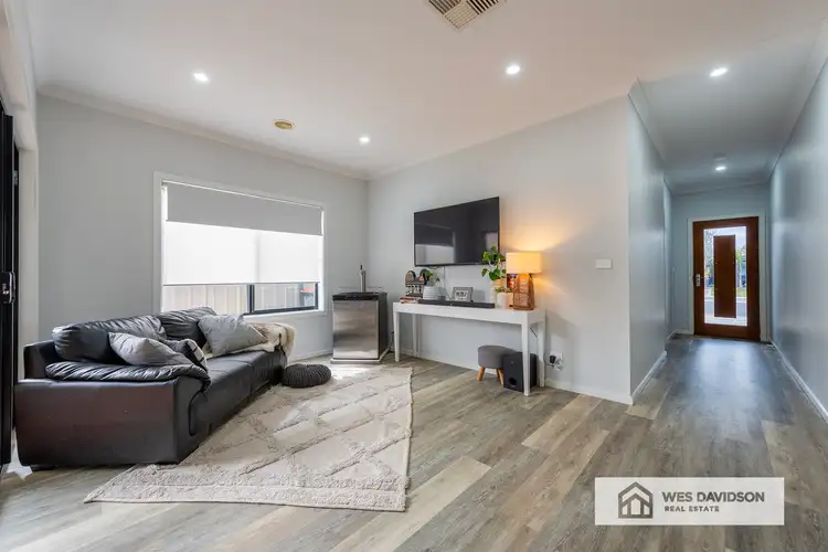 Sixth view of Homely house listing, 1/25 Rissmann Drive, Horsham VIC 3400