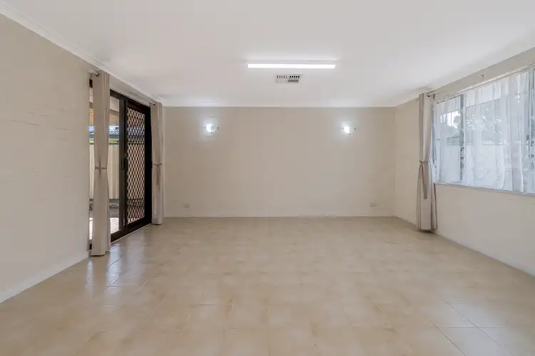 Fifth view of Homely house listing, 35 Banksia Road, Camillo WA 6111