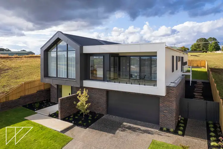 39 Silver Wattle Drive, Warragul VIC 3820