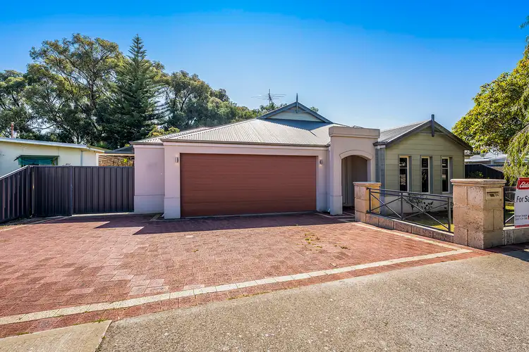34 Wyeree Road, Mandurah WA 6210
