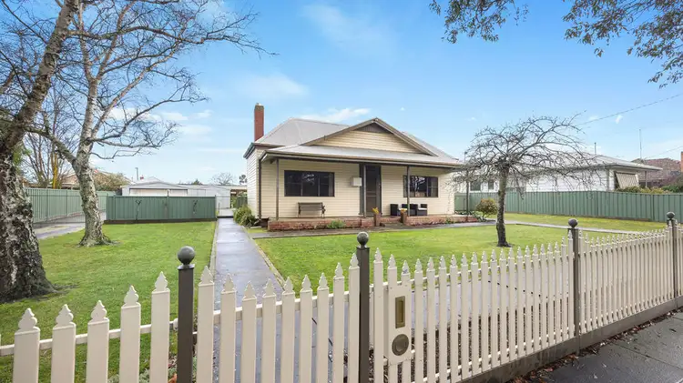51 Gillies Street South, Alfredton VIC 3350