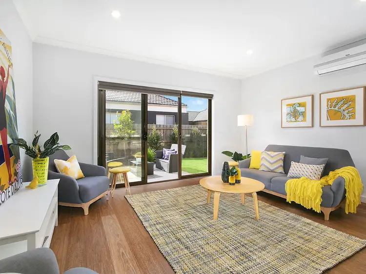 Second view of Homely house listing, 2/39 Aubrey Grove, Boronia VIC 3155
