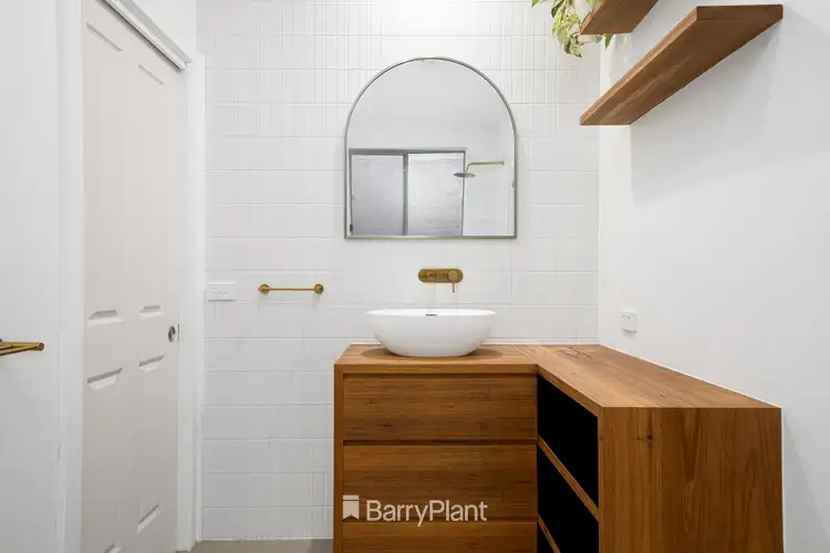 Fifth view of Homely house listing, 6 Chambers Court, Marshall VIC 3216