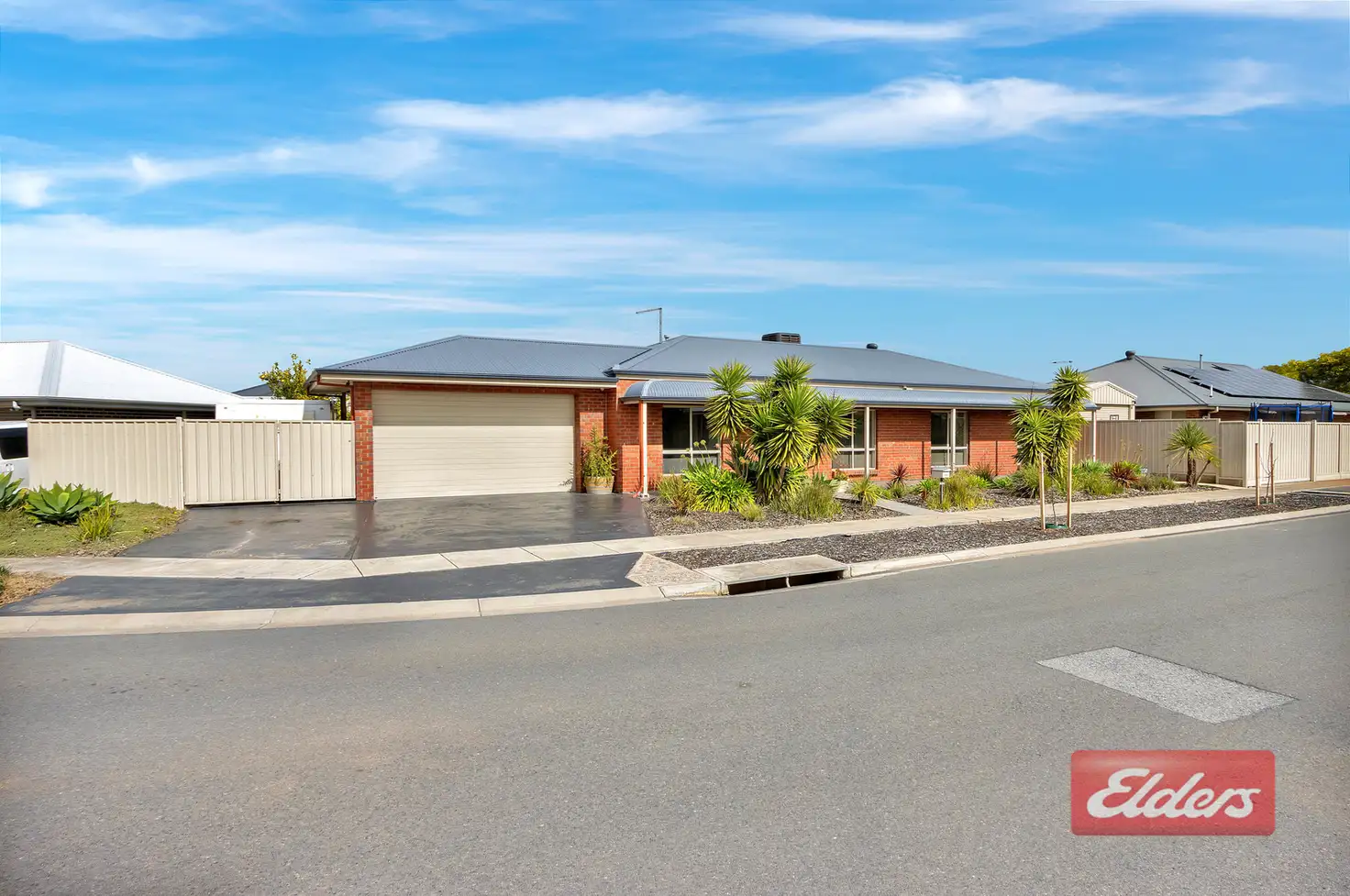 Main view of Homely house listing, 33 Chignell Circuit, Reid SA 5118