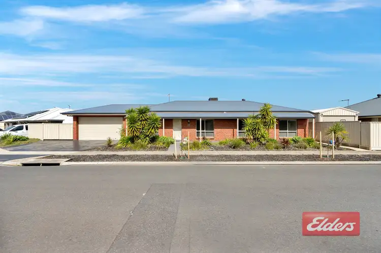 Second view of Homely house listing, 33 Chignell Circuit, Reid SA 5118
