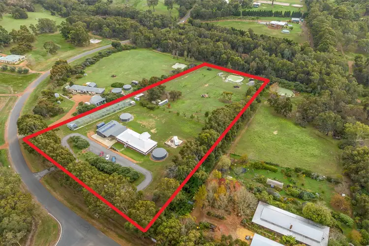105 Strawberry Hill Drive, Gidgegannup WA 6083