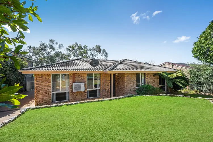4 Careya Crescent, Woodford NSW 2778
