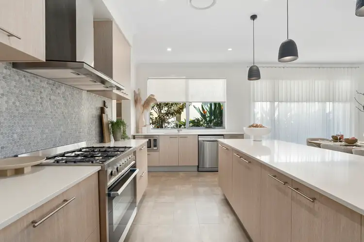 Fifth view of Homely house listing, 10 Clover Way, Helensvale QLD 4212